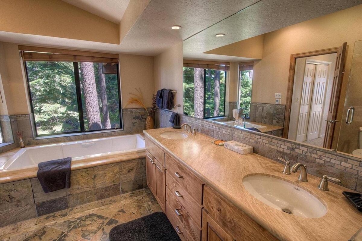 Hch1221 - Tahoe Bonoff Venture South Lake Tahoe